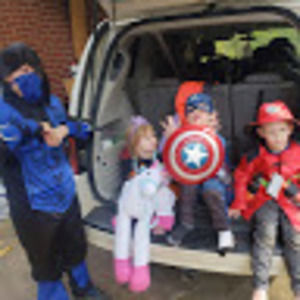 Meet your Posher, Lauren